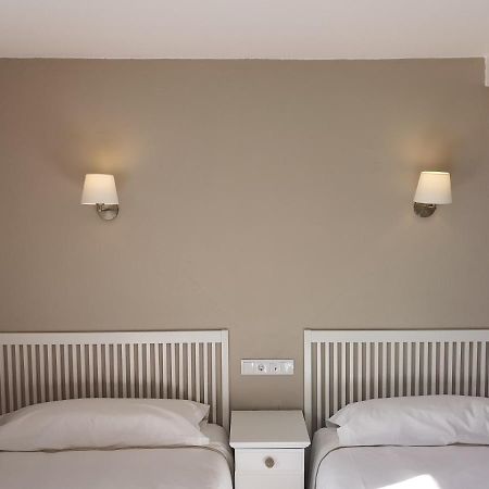 Hotel Roman Naveces 外观 照片